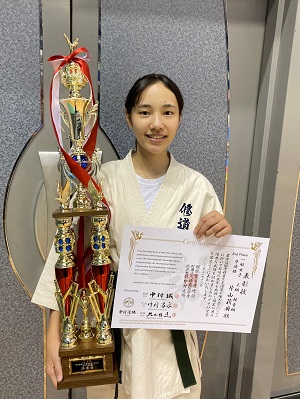 準優勝　片山莉麻