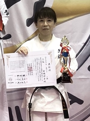 第3位 安岡律子